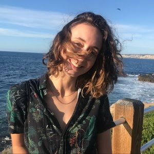 Meet your Posher, Camilla